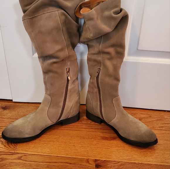 Tan suede slouchy boho boots - Picture 3 of 4